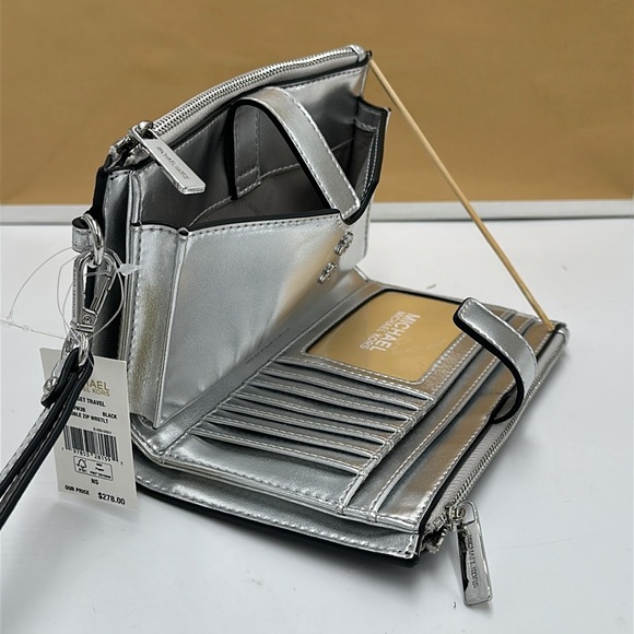 Michael kors Jet Set Travel Large Embellished Signature Logo Wristlet Optic Whit - Picture 11 of 14